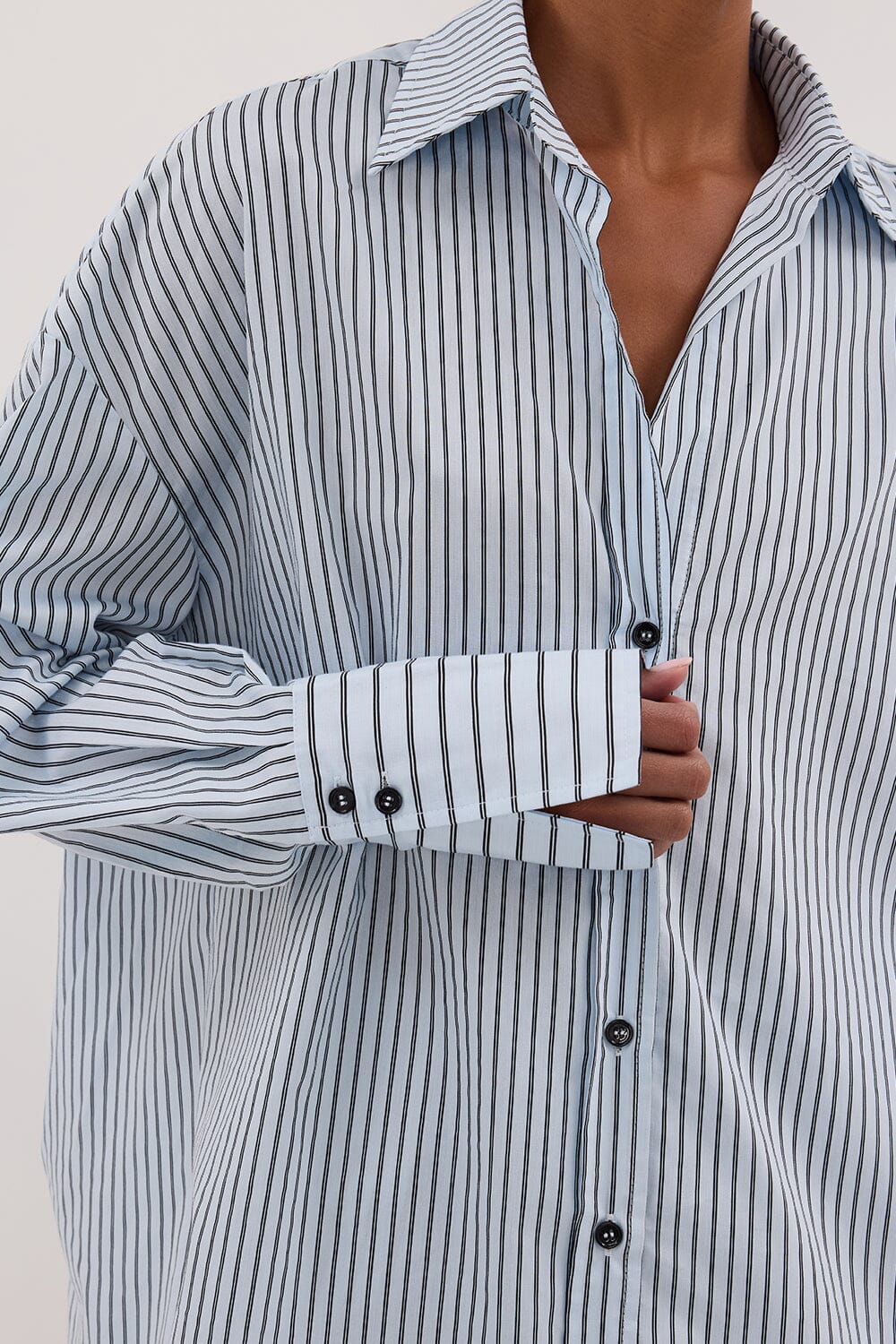 SABLE ICE BLUE OVERSIZED SILK BLEND SHIRT - Image 6